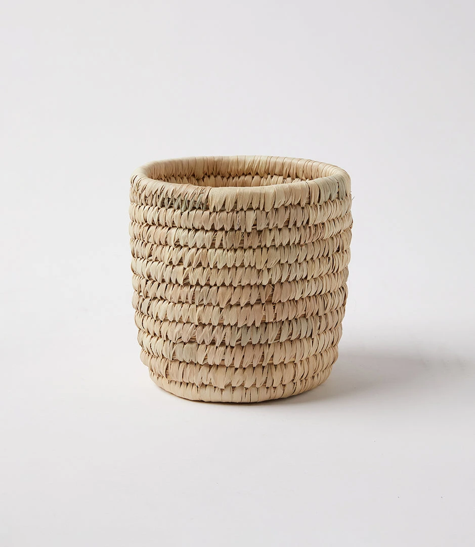 Karen Kane Date Leaf Basket Home - Elegant Decorative Basket for Modern Living 5 Karen Kane Date Leaf Basket Home