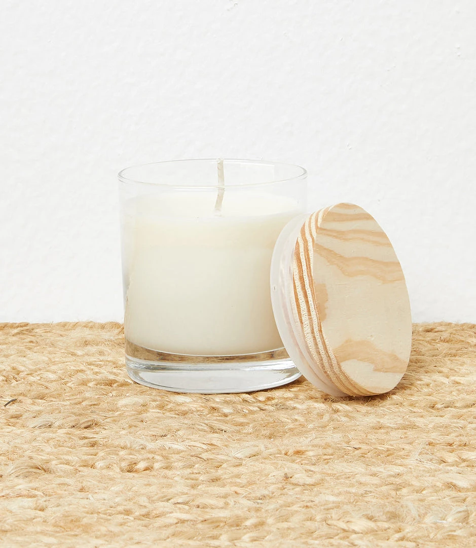 Karen Kane Lavender Scented Glass Candle - Relaxing Aromatherapy Candle for Home 3 Karen Kane Lavender Glass Candle