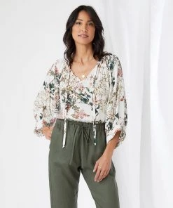 Karen Kane Blouson Sleeve Top