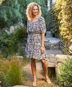 Karen Kane Tiered Short Dress